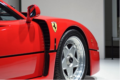 FERRARI F40